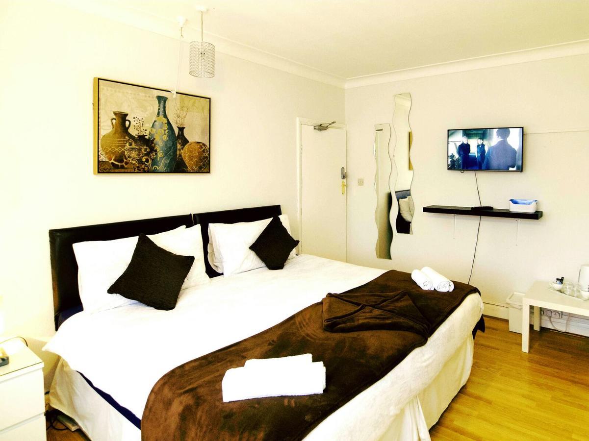 Gable Lodge London B&B Enfield Zewnętrze zdjęcie