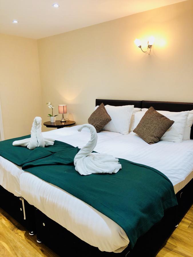 Gable Lodge London B&B Enfield Zewnętrze zdjęcie